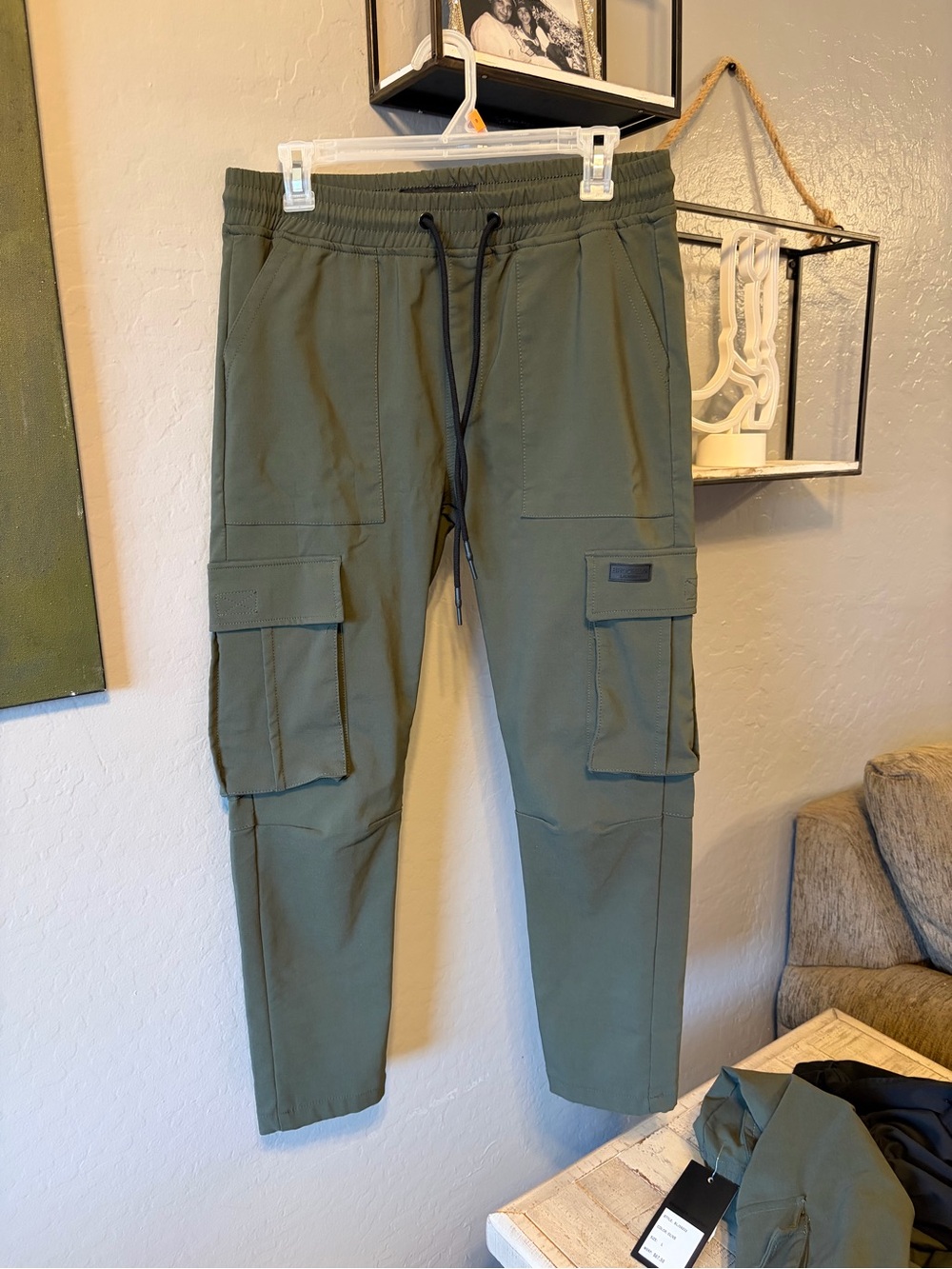 Men's Olive Cargo Pants with Utility Pockets and Drawstring Waist